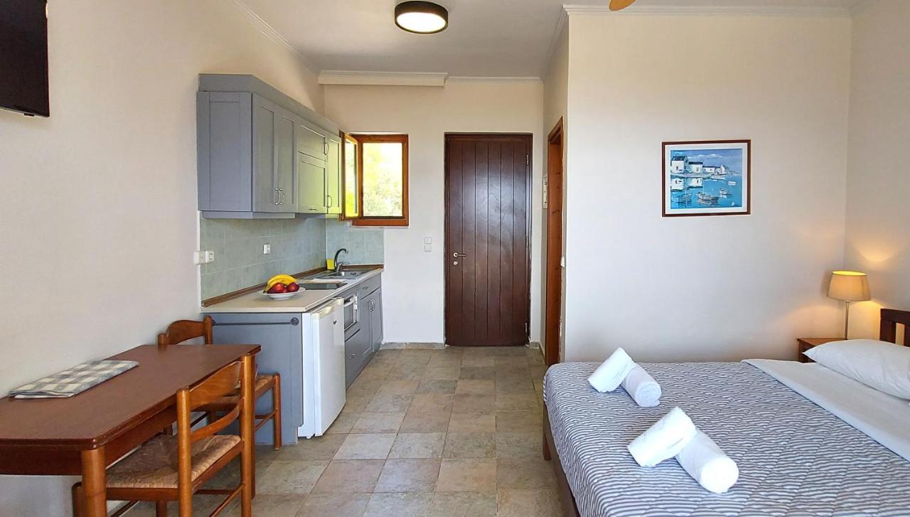 Doma Apartments Phalasarna Exterior foto